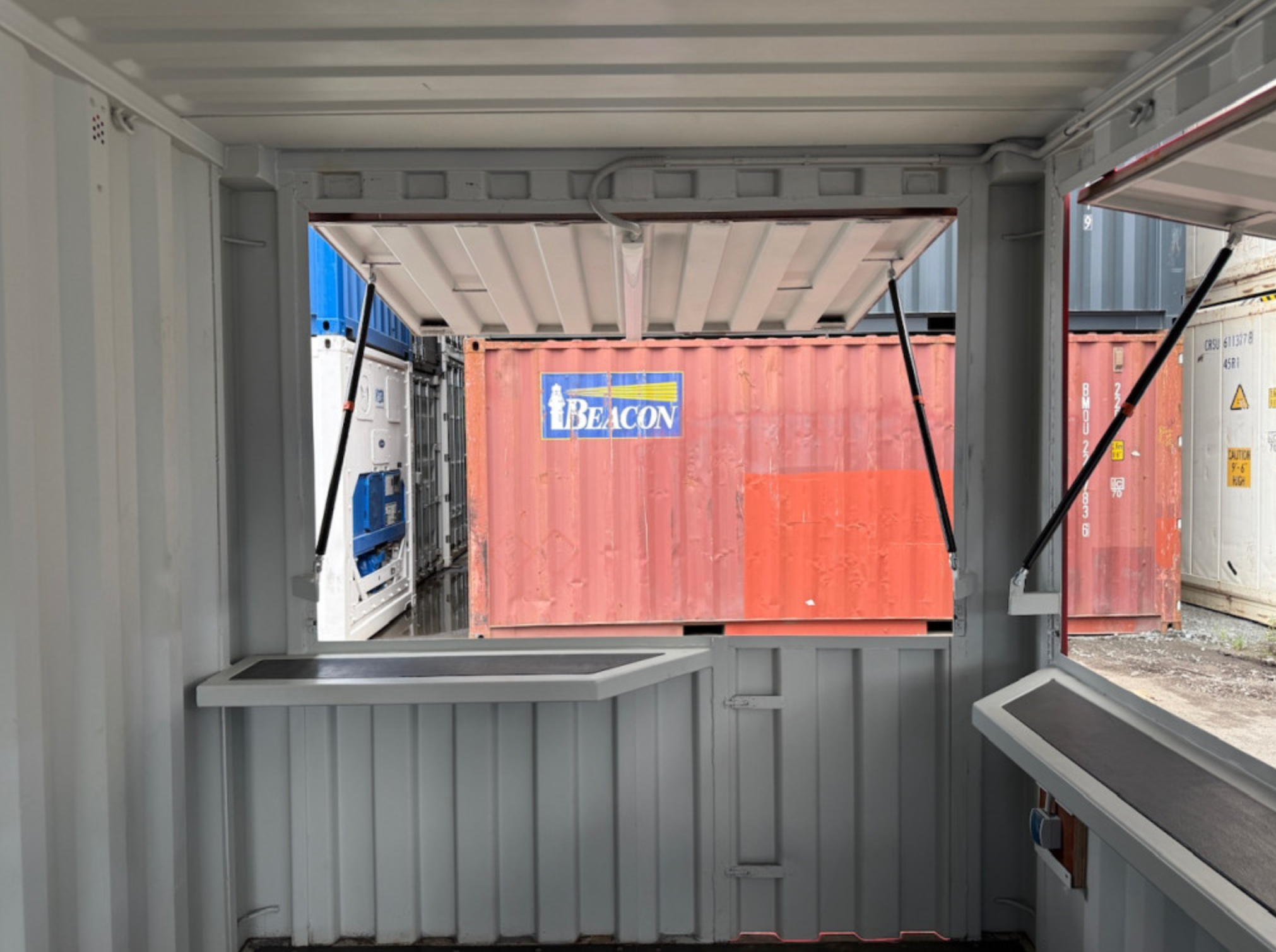 6m (20ft) Bar Shipping Container New Event & Catering Unit with Counter & Electrical Package sipplier