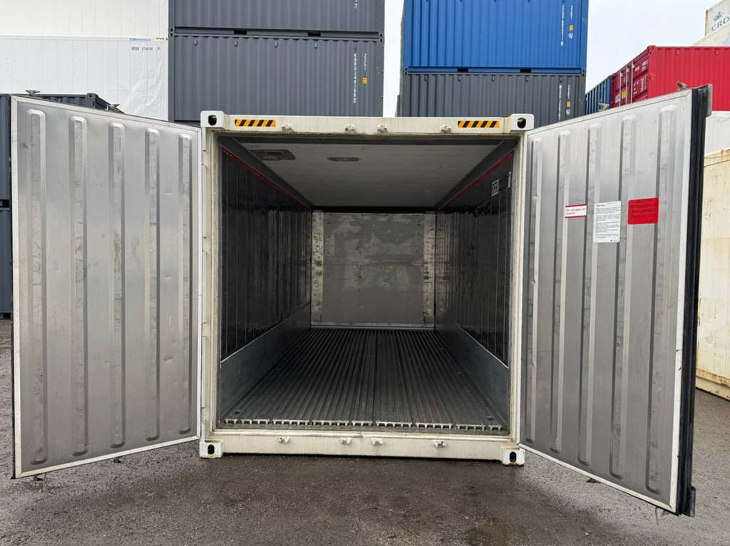 6m (20ft) Shipping Container - Insulated Thermal Storage Unit with Easy-Open Door (RAL 9003) | SA 2