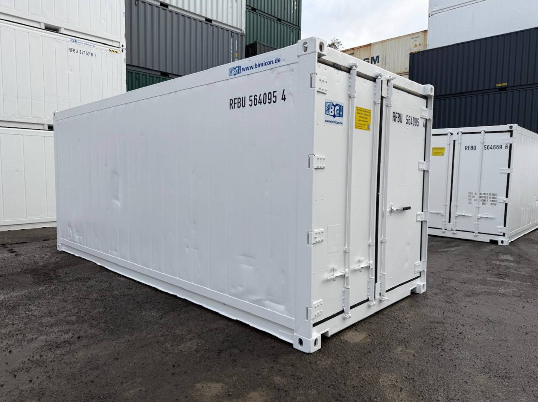 6m (20ft) Shipping Container - Insulated Thermal Storage Unit with Easy-Open Door (RAL 9003) | SA Depot