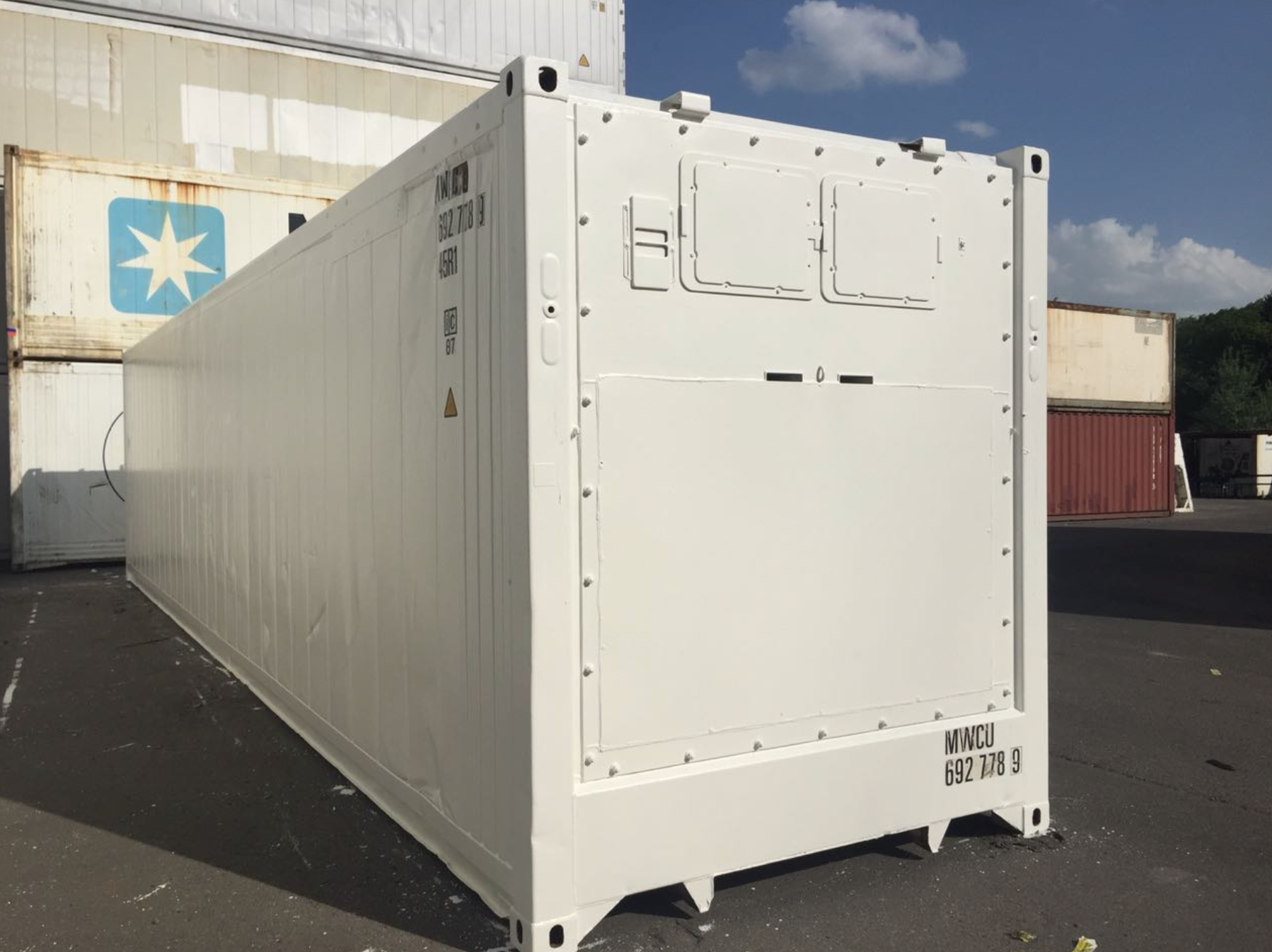 12m (40ft) High Cube Shipping Container - Insulated Thermal Storage Unit (RAL 9010 Pure White) | SA Depot
