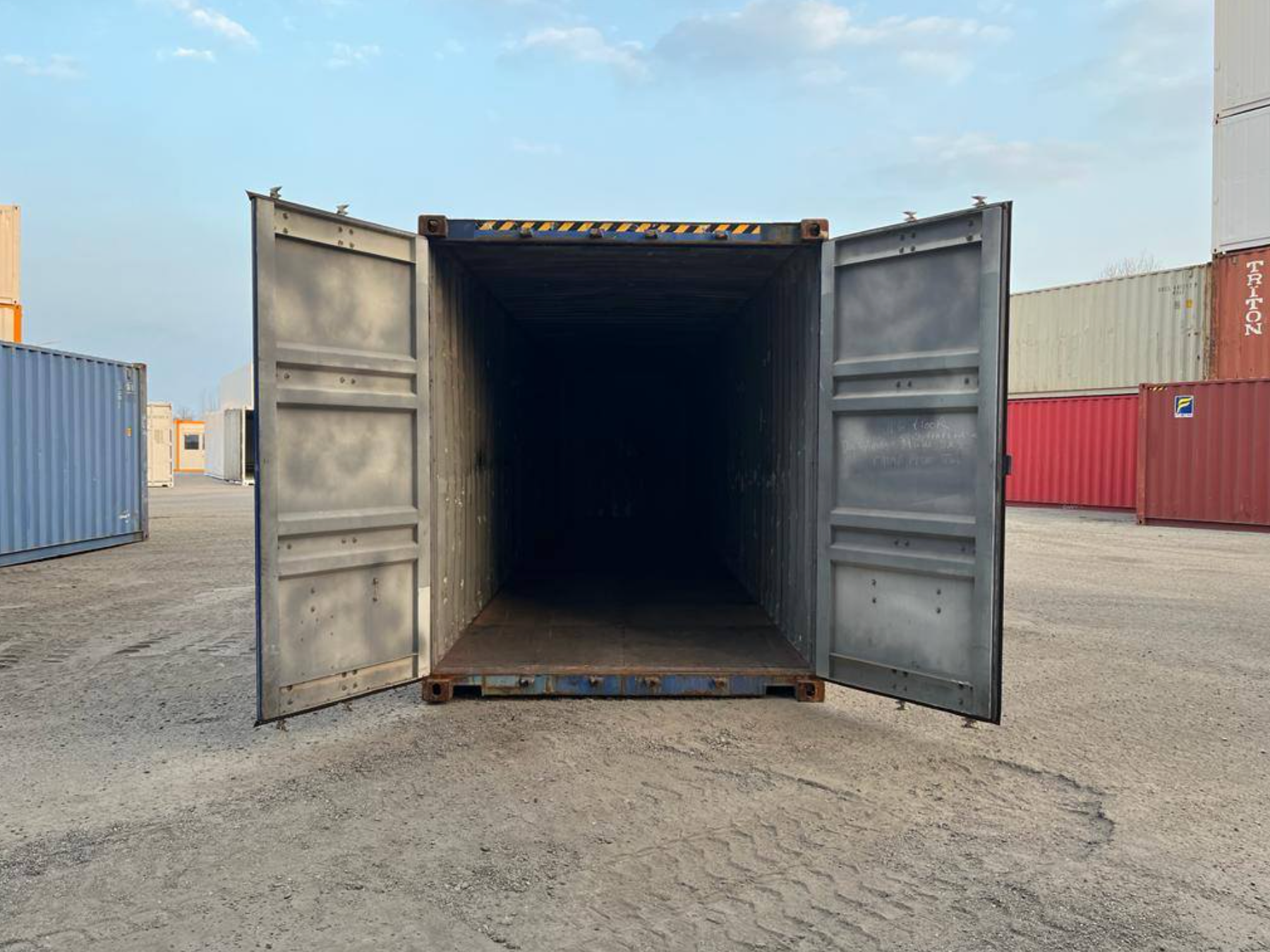 Used 12m (40ft) High Cube Shipping Container - Premium Volume Commercial Storage Unit | SA Depot 4